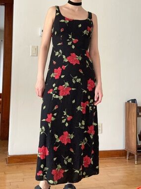 Laundry By Shelli Segal Black Maxi Dress with Red Rose Print